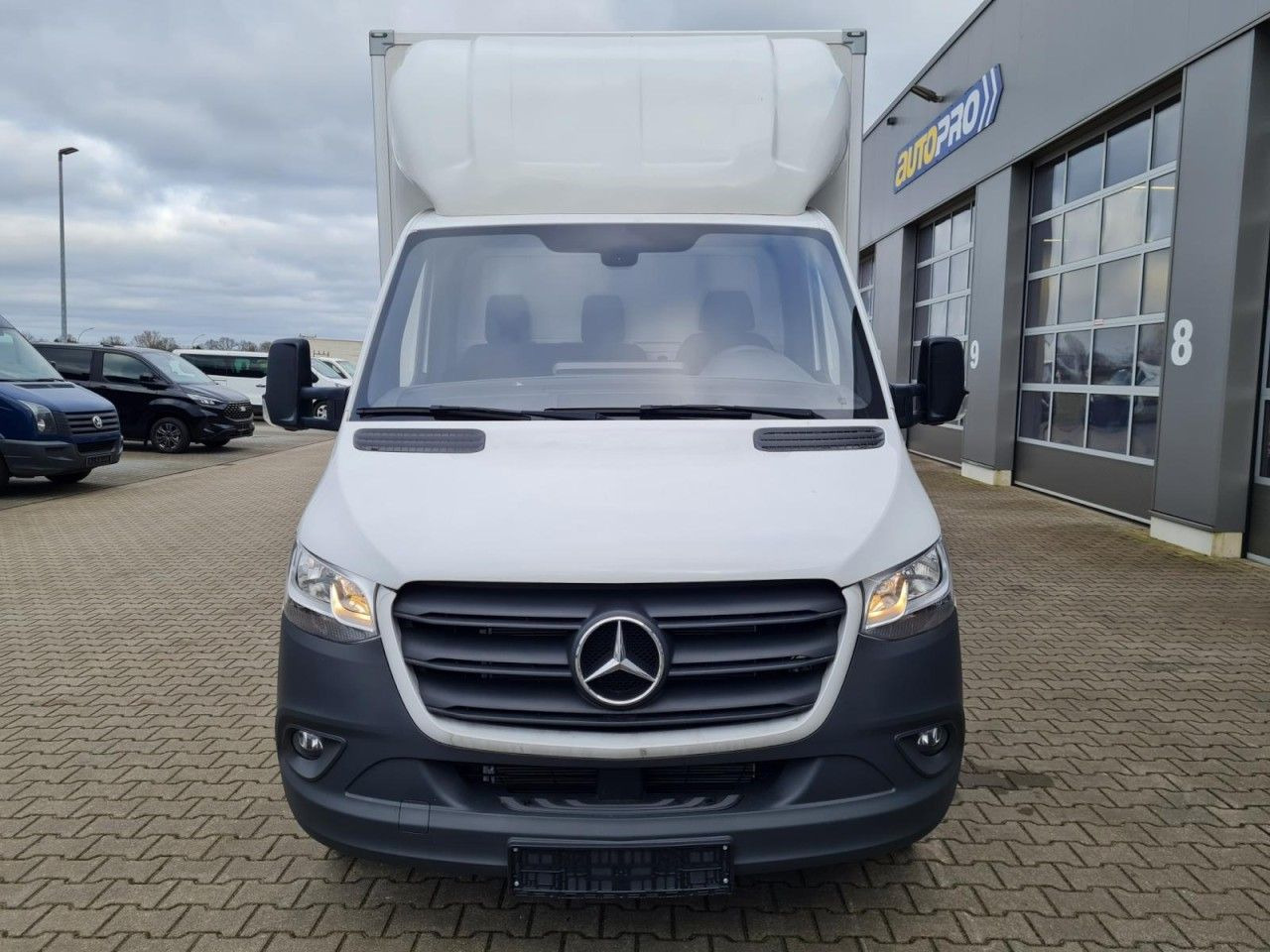 Mercedes-Benz Sprinter 315 Koffer lang MBux KLIMA NAVI TEMPOMA - Koffer Transporter: das Bild 2 Mercedes-Benz Sprinter 315 Koffer lang MBux KLIMA NAVI TEMPOMA - Koffer Transporter: das Bild 2