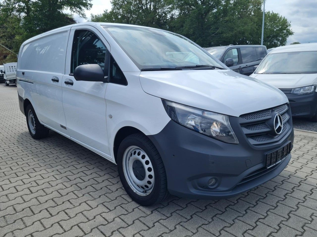 Mercedes-Benz Vito 116 Cdi Kühlkasten lang Stand/Fahrkühl HEIZ - Kühltransporter: das Bild 4 Mercedes-Benz Vito 116 Cdi Kühlkasten lang Stand/Fahrkühl HEIZ - Kühltransporter: das Bild 4
