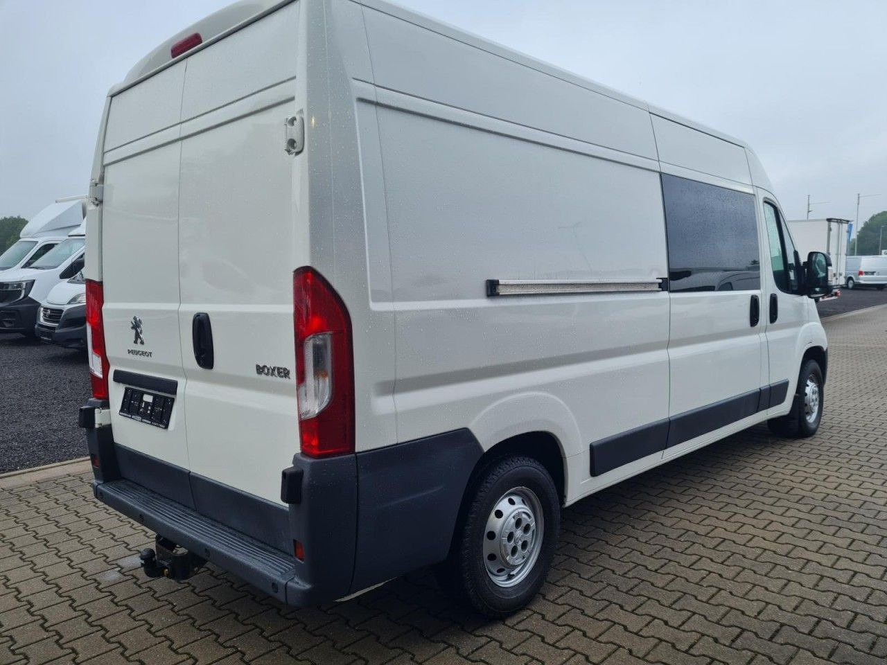 Peugeot Boxer Kasten L3H2 Doka 6-Sitze AHK PDC KLIMA - Kleintransporter, Transporter mit Doppelkabine: das Bild 4 Peugeot Boxer Kasten L3H2 Doka 6-Sitze AHK PDC KLIMA - Kleintransporter, Transporter mit Doppelkabine: das Bild 4