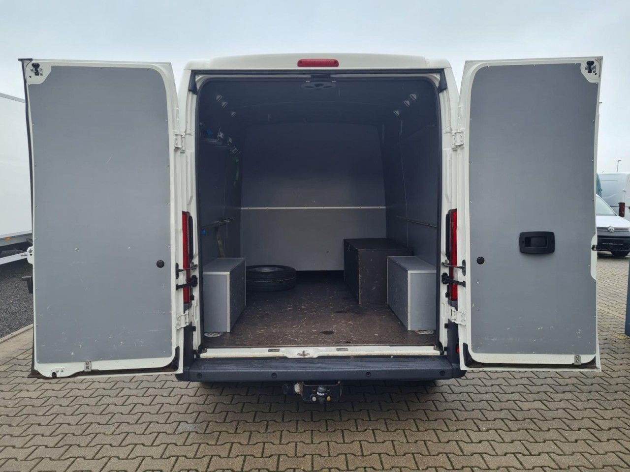 Peugeot Boxer Kasten L3H2 Doka 6-Sitze AHK PDC KLIMA - Kleintransporter, Transporter mit Doppelkabine: das Bild 5 Peugeot Boxer Kasten L3H2 Doka 6-Sitze AHK PDC KLIMA - Kleintransporter, Transporter mit Doppelkabine: das Bild 5