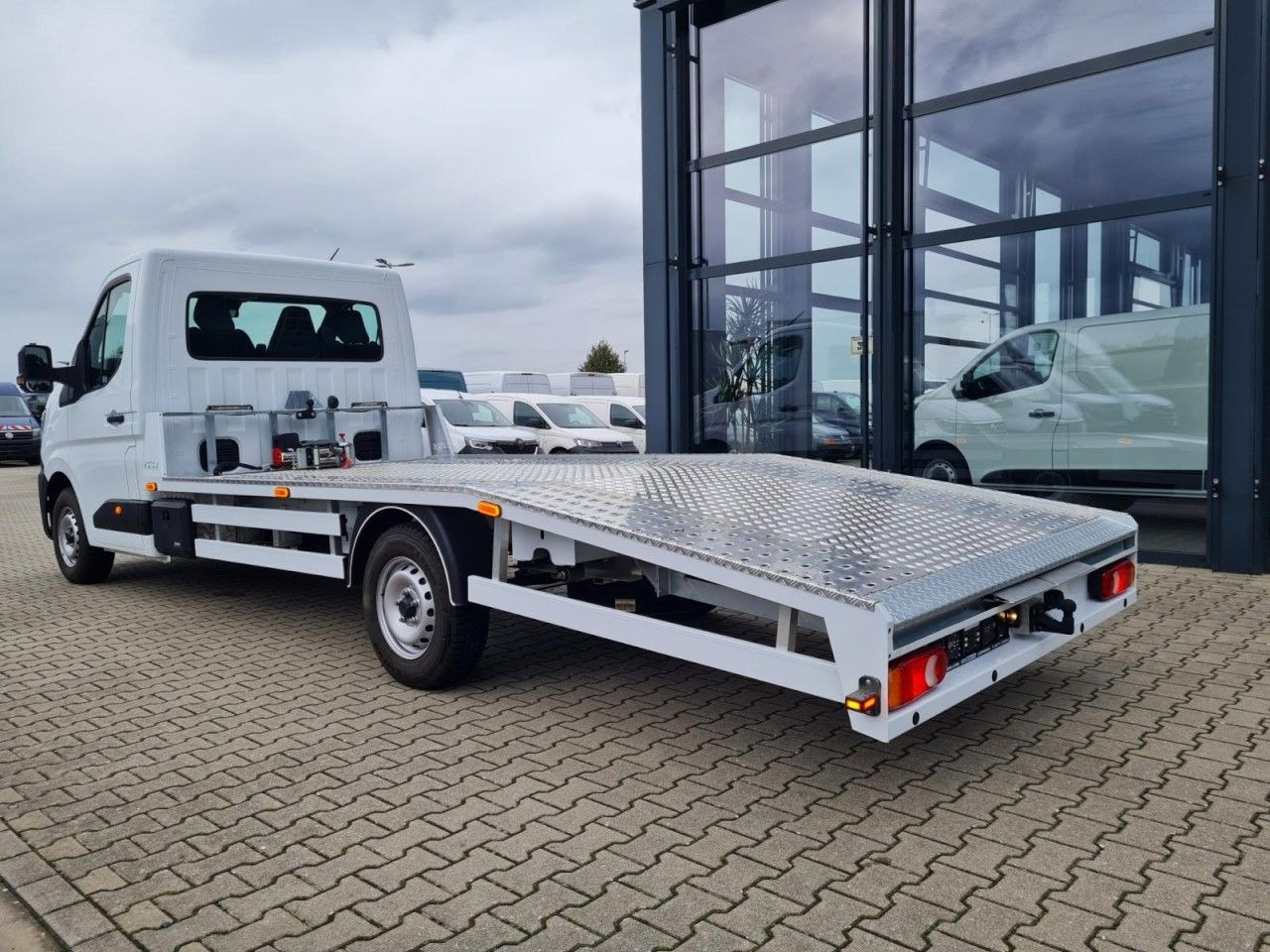 Autotransporter LKW Renault Master 3,5t Autotransporter dCi 170 3 Sitzer: das Bild 8