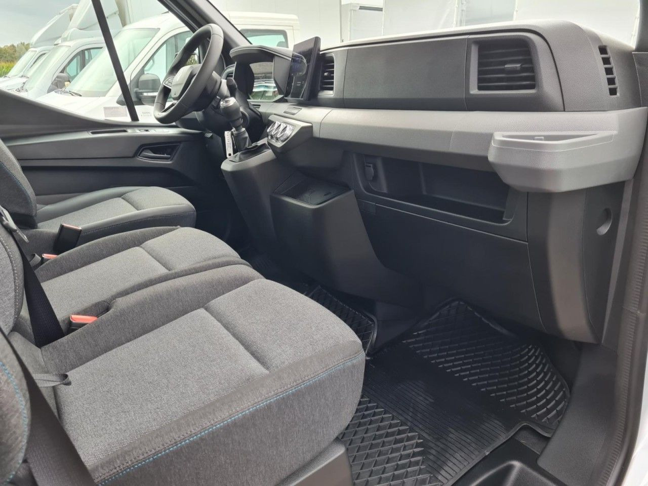 Autotransporter LKW Renault Master 3,5t Autotransporter dCi 170 3 Sitzer: das Bild 14