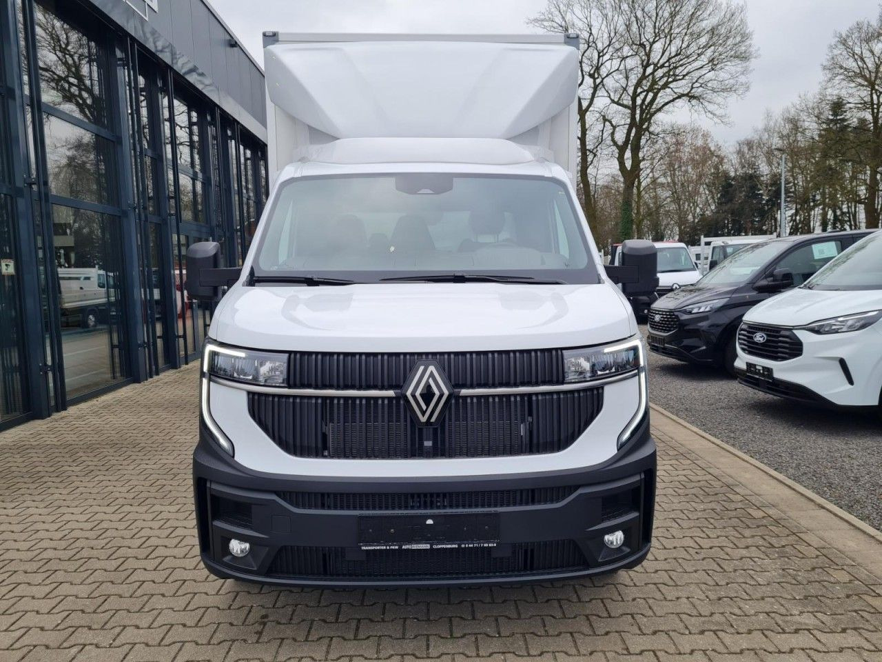 Renault New Master 35 Möbel Koffer KLIMA LUFTFEDER TEMPO - Koffer Transporter: das Bild 2 Renault New Master 35 Möbel Koffer KLIMA LUFTFEDER TEMPO - Koffer Transporter: das Bild 2