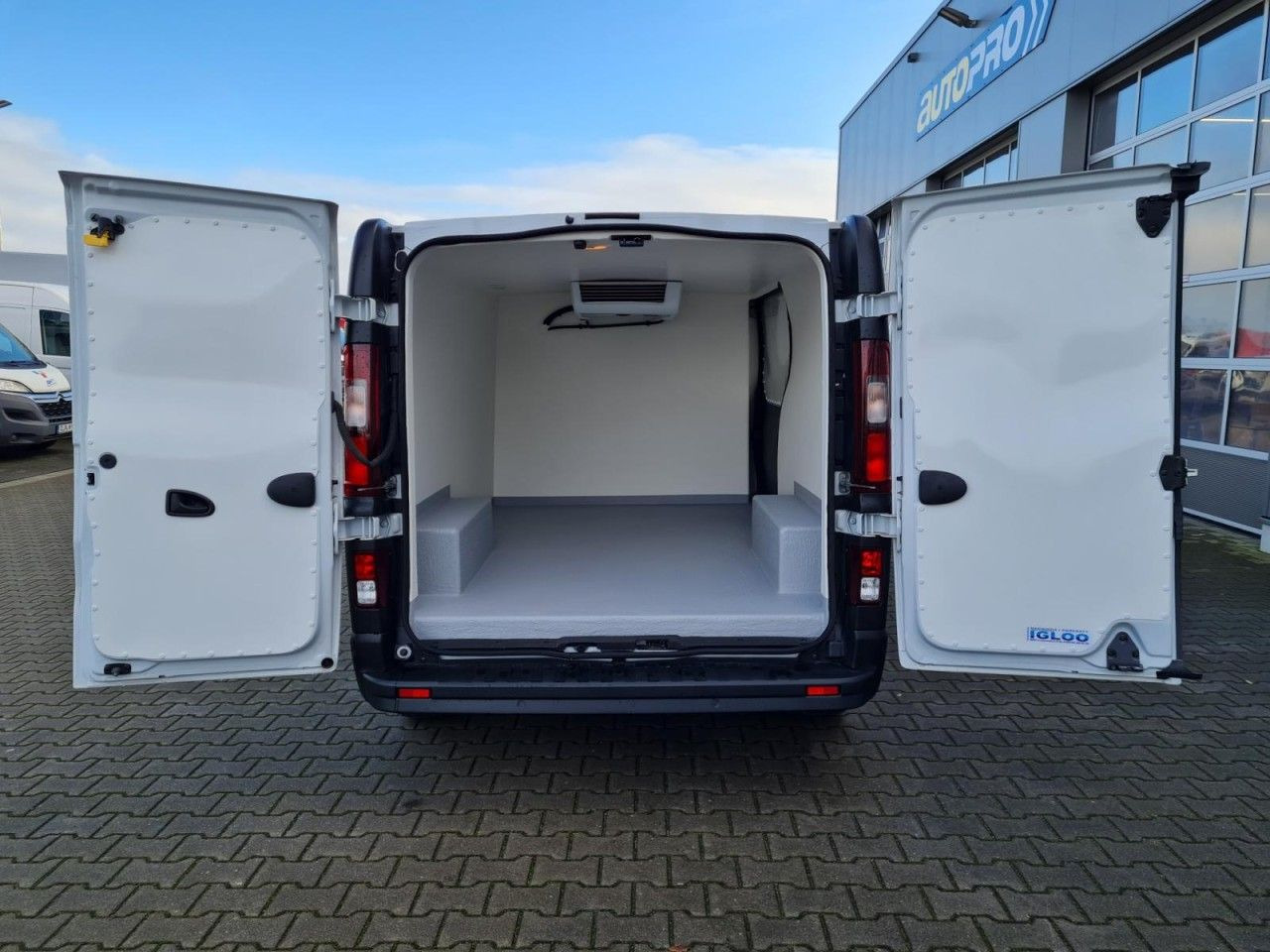 Kühltransporter Renault Trafic Kühlkasten L2 Frischdienst 3.07 to TEMPOM: das Bild 6
