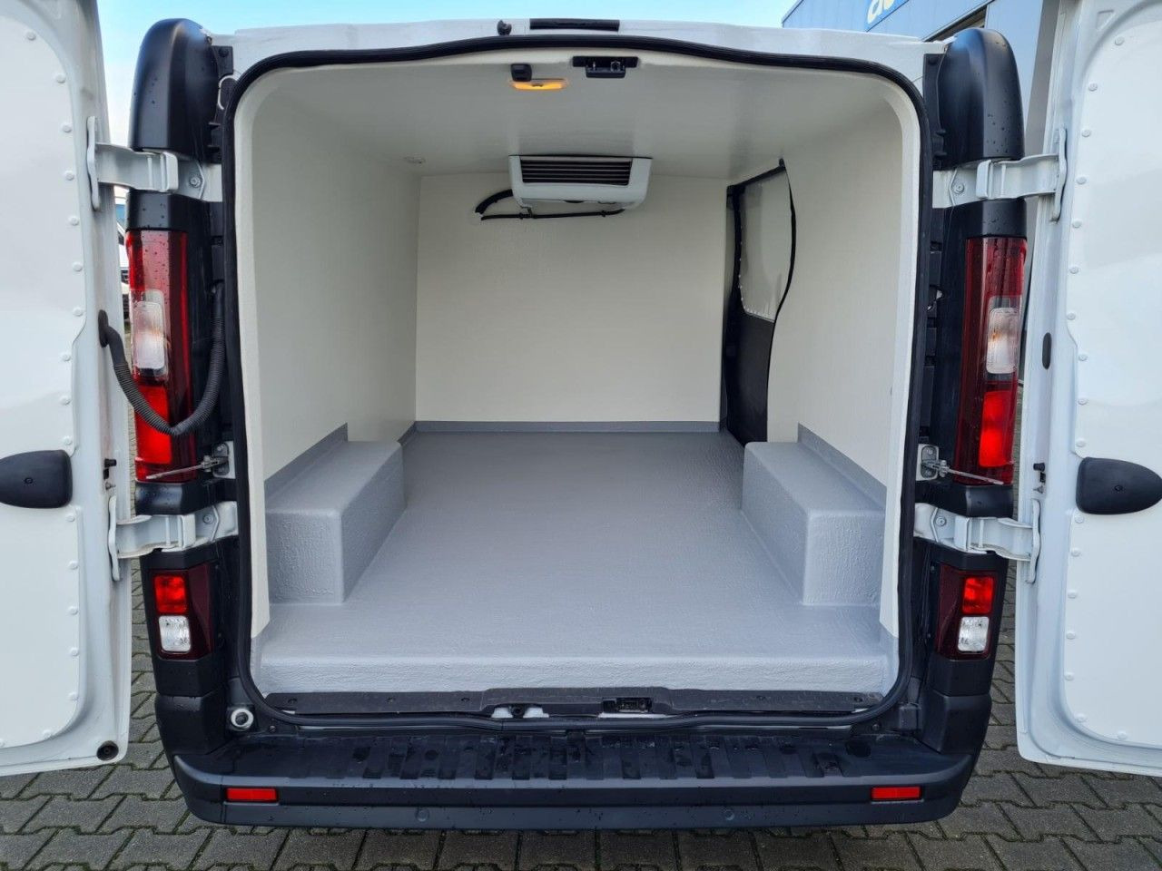 Kühltransporter Renault Trafic Kühlkasten L2 Frischdienst 3.07 to TEMPOM: das Bild 20