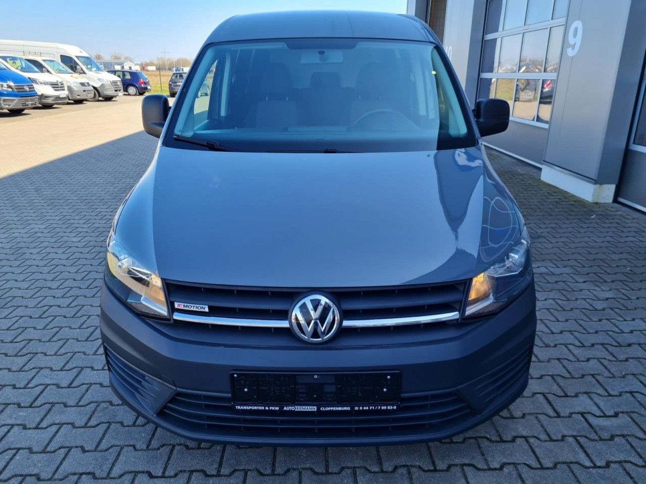 Volkswagen Caddy 4Motion TDi Kombi 5-Sitze TEMPO STHZ REGAL - Kombi: das Bild 2 Volkswagen Caddy 4Motion TDi Kombi 5-Sitze TEMPO STHZ REGAL - Kombi: das Bild 2