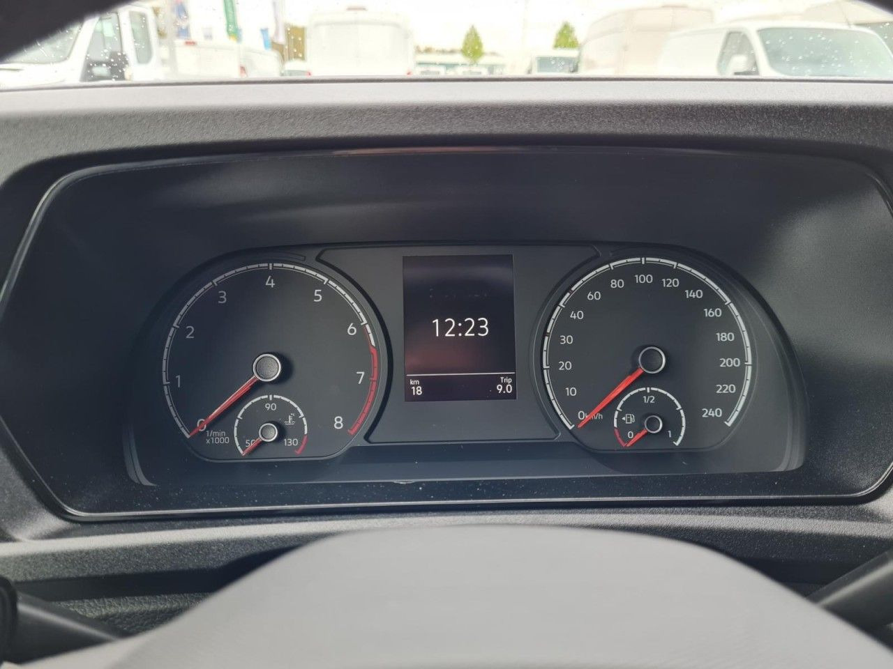PKW Volkswagen Caddy Maxi Kombi 7-Sitze 1.5 TSI DSG NAVI/APP TE: das Bild 9