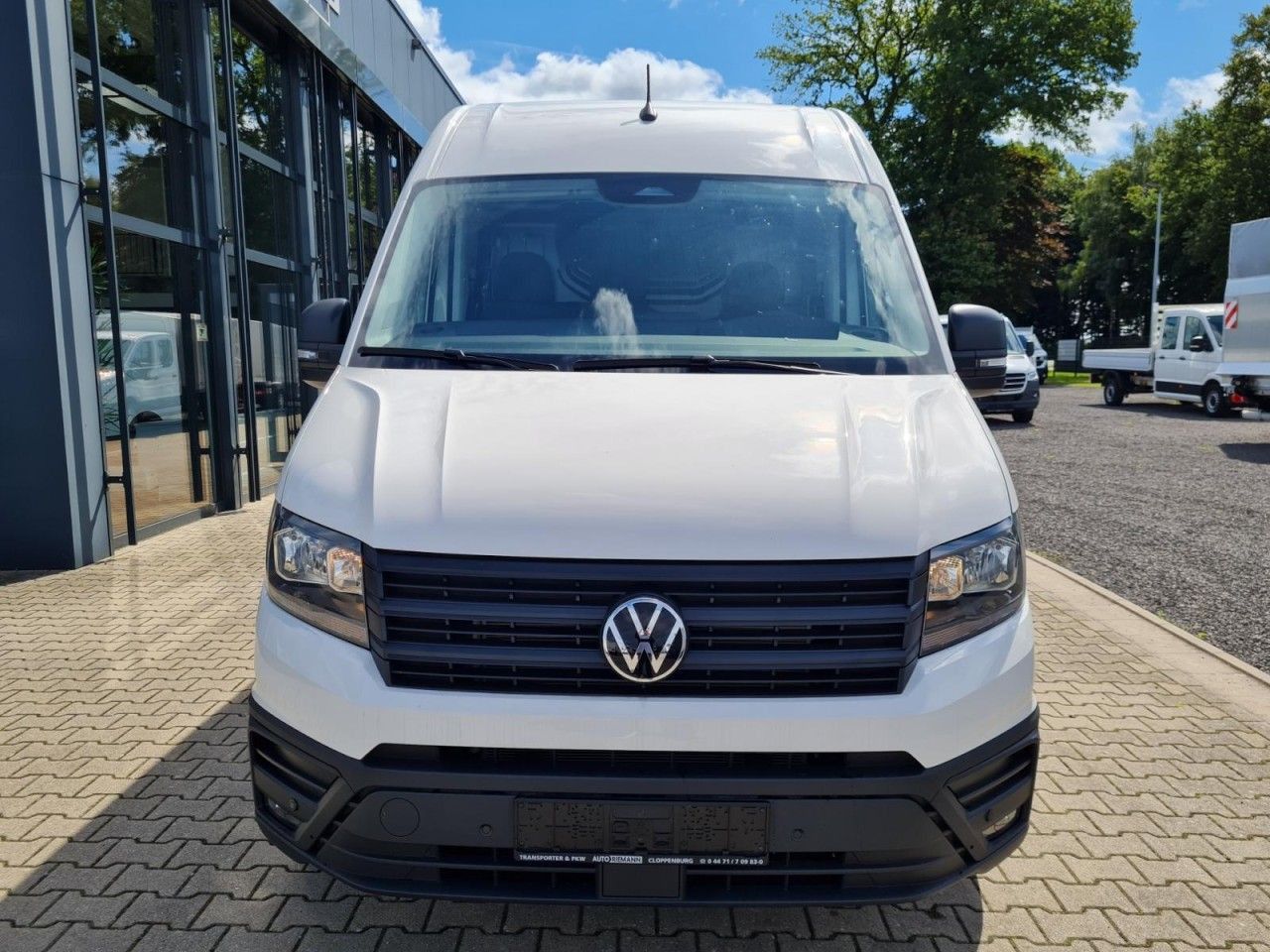 Volkswagen Crafter 35 Kasten MR L3H3 KLIMA TEMPOMAT Mod. 25 - Kastenwagen: das Bild 2 Volkswagen Crafter 35 Kasten MR L3H3 KLIMA TEMPOMAT Mod. 25 - Kastenwagen: das Bild 2