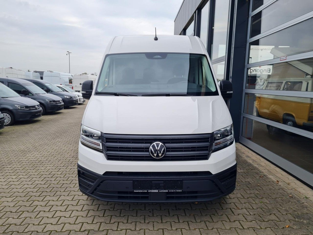 Volkswagen Crafter 35 Kasten TDI MR AHK ERGO LED TEMPOMAT - Kastenwagen: das Bild 2 Volkswagen Crafter 35 Kasten TDI MR AHK ERGO LED TEMPOMAT - Kastenwagen: das Bild 2