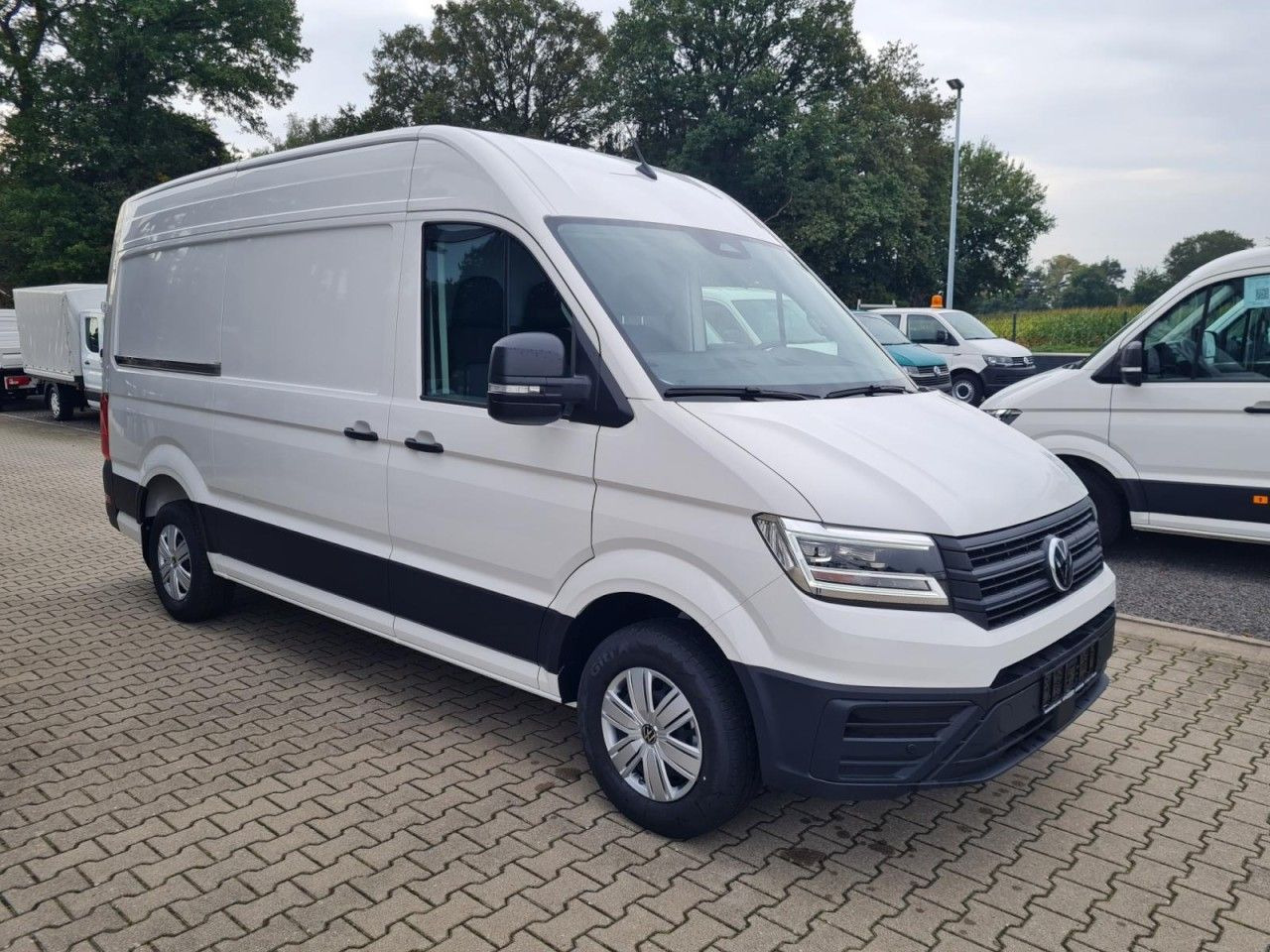 Volkswagen Crafter 35 Kasten TDI MR AHK ERGO LED TEMPOMAT - Kastenwagen: das Bild 3 Volkswagen Crafter 35 Kasten TDI MR AHK ERGO LED TEMPOMAT - Kastenwagen: das Bild 3