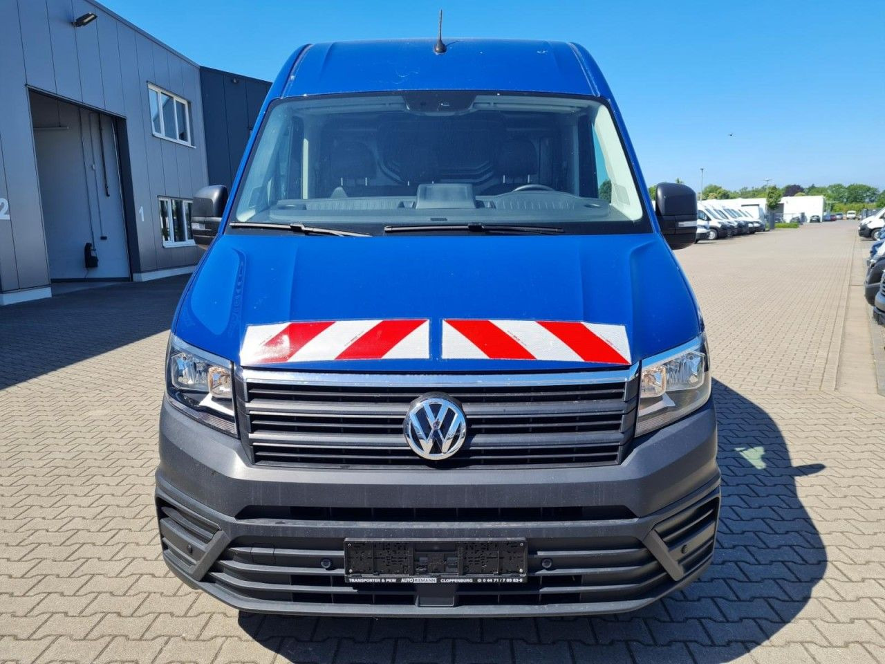 Volkswagen Crafter 35 Kasten TDI MR L3H3 RWD AHK - Kastenwagen: das Bild 2 Volkswagen Crafter 35 Kasten TDI MR L3H3 RWD AHK - Kastenwagen: das Bild 2