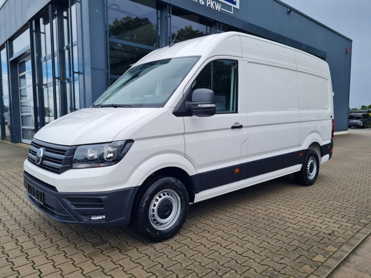 Volkswagen Crafter 35 Kasten TDI MR PDC Werkstatteinricht. - Kastenwagen: das Bild 2 Volkswagen Crafter 35 Kasten TDI MR PDC Werkstatteinricht. - Kastenwagen: das Bild 2