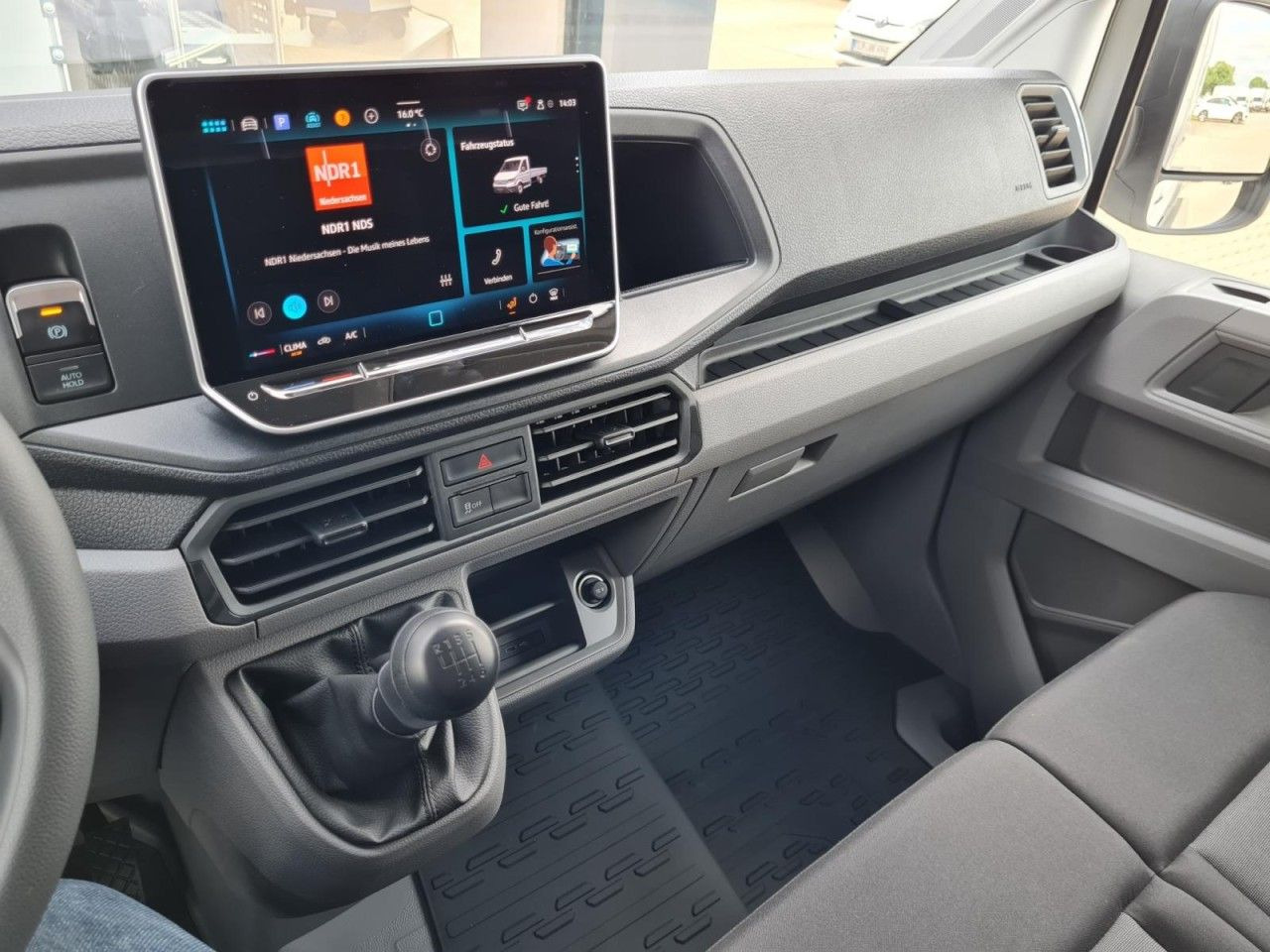 Volkswagen Crafter 35 TDI Pritsche Schiebe Plane LED TEMPOM - Planen Transporter: das Bild 5 Volkswagen Crafter 35 TDI Pritsche Schiebe Plane LED TEMPOM - Planen Transporter: das Bild 5