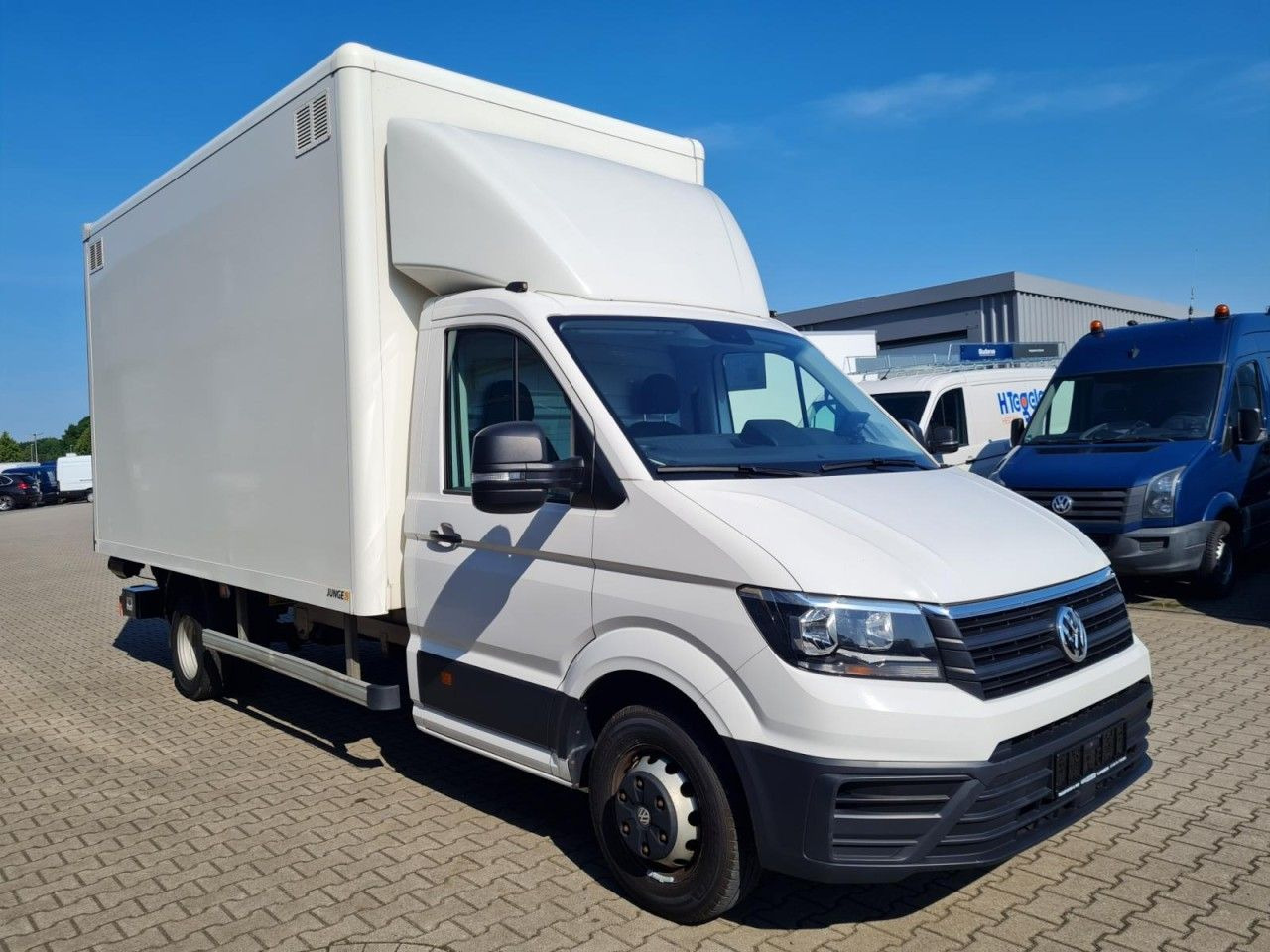 Volkswagen Crafter 50 Koffer hoch 2.0 TDI LBW KLIMA KAMERA - Koffer Transporter: das Bild 3 Volkswagen Crafter 50 Koffer hoch 2.0 TDI LBW KLIMA KAMERA - Koffer Transporter: das Bild 3