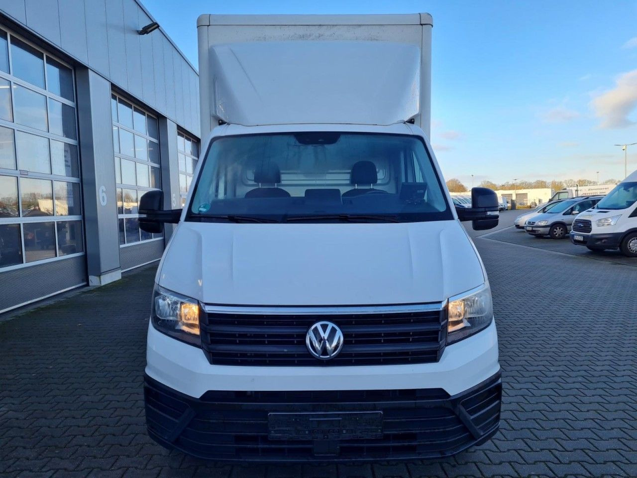 Volkswagen Crafter 50 Koffer hoch 2.0 TDI LBW KLIMA KAMERA - Koffer Transporter: das Bild 2 Volkswagen Crafter 50 Koffer hoch 2.0 TDI LBW KLIMA KAMERA - Koffer Transporter: das Bild 2