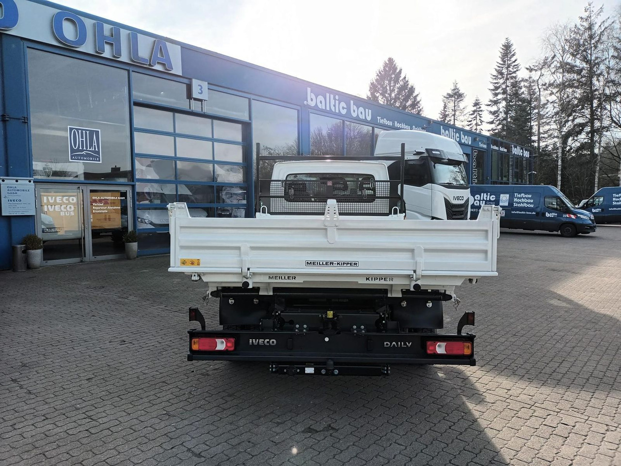 Iveco Daily 70C18H Dreiseitenkipper ab 0% Finanzieren - Kipper Transporter: das Bild 5 Iveco Daily 70C18H Dreiseitenkipper ab 0% Finanzieren - Kipper Transporter: das Bild 5