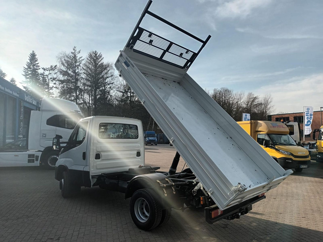Iveco Daily 70C18H Dreiseitenkipper ab 0% Finanzieren - Kipper Transporter: das Bild 4 Iveco Daily 70C18H Dreiseitenkipper ab 0% Finanzieren - Kipper Transporter: das Bild 4