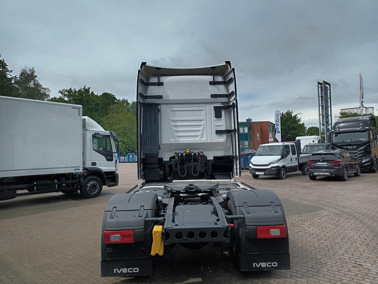 Iveco S-Way AS440S50T/FP SZM MIRROR - Sattelzugmaschine: das Bild 3 Iveco S-Way AS440S50T/FP SZM MIRROR - Sattelzugmaschine: das Bild 3