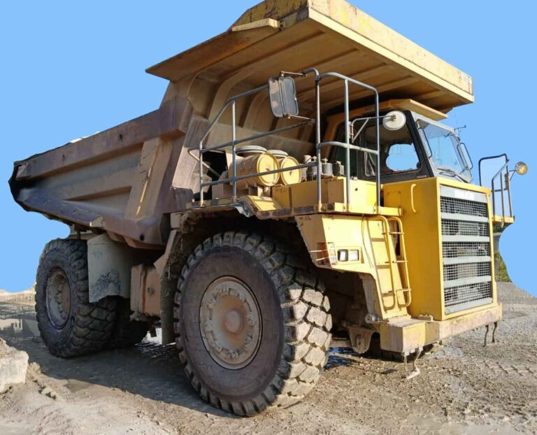 Komatsu HD605-5 – Dumper - Muldenkipper/ Dumper: das Bild 1 Komatsu HD605-5 – Dumper - Muldenkipper/ Dumper: das Bild 1