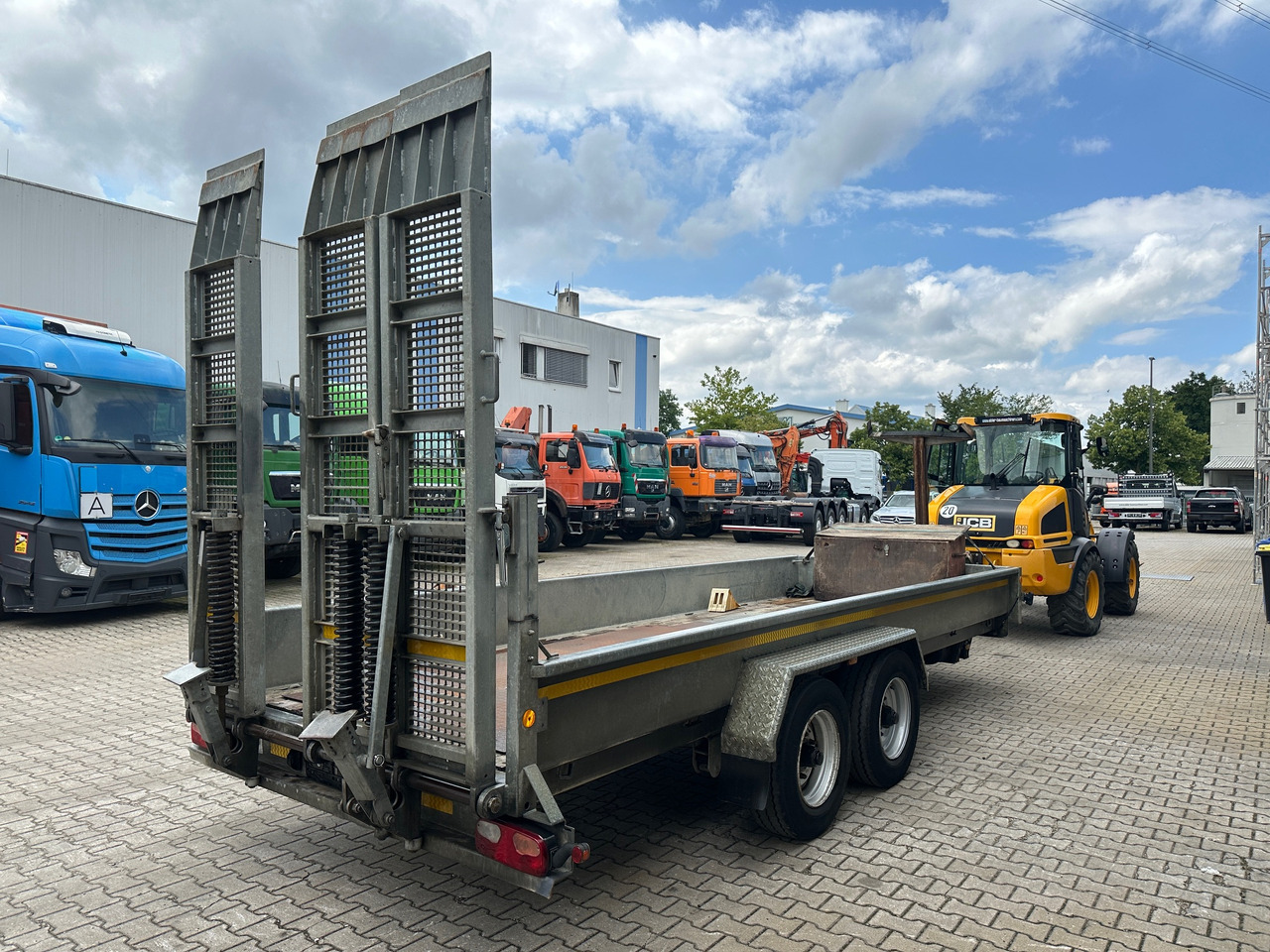 Demmler Tandem-Tiefladeranhänger Fräsenanhänger - Tieflader Anhänger: das Bild 5 Demmler Tandem-Tiefladeranhänger Fräsenanhänger - Tieflader Anhänger: das Bild 5