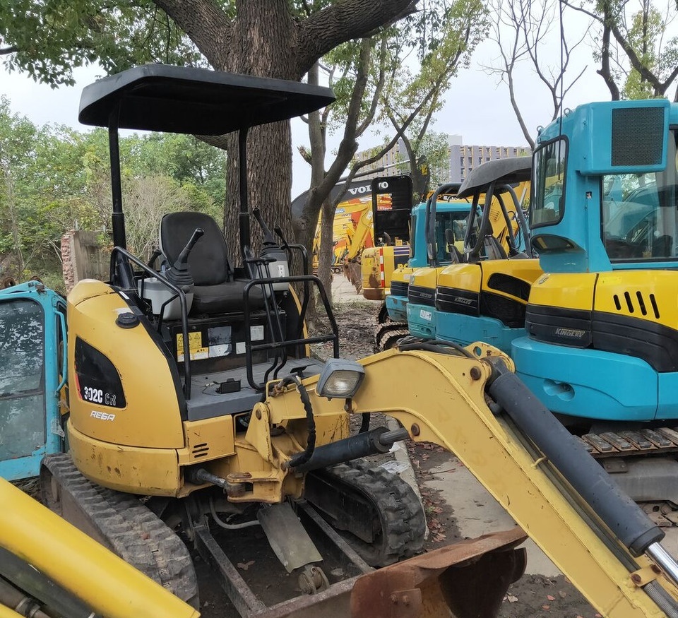 Caterpillar 302C - Minibagger: das Bild 1 Caterpillar 302C - Minibagger: das Bild 1