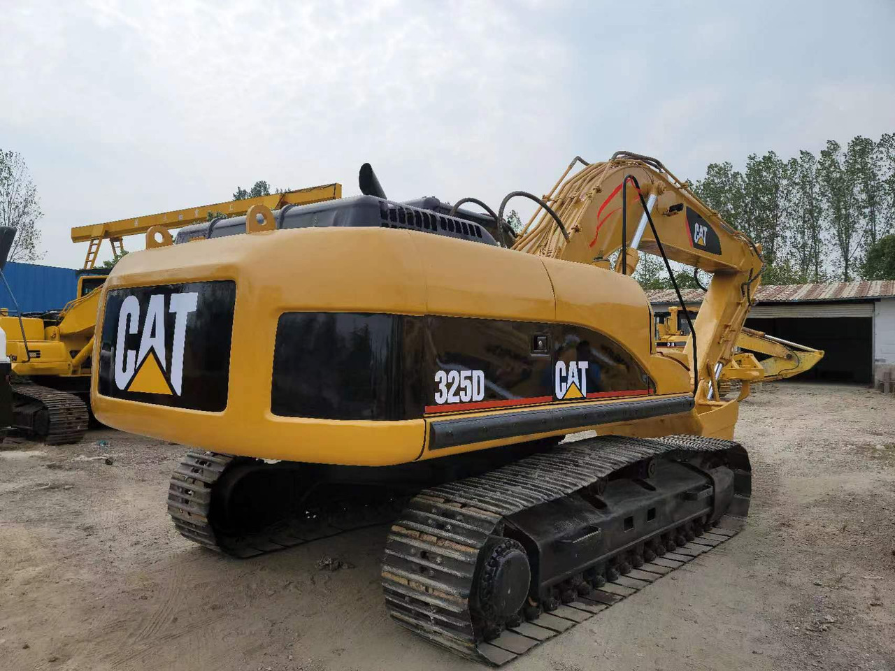 Caterpillar 325D - Kettenbagger: das Bild 4 Caterpillar 325D - Kettenbagger: das Bild 4