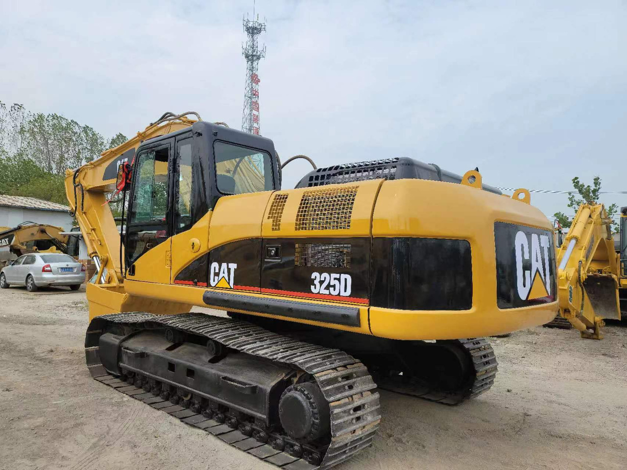 Caterpillar 325D - Kettenbagger: das Bild 3 Caterpillar 325D - Kettenbagger: das Bild 3