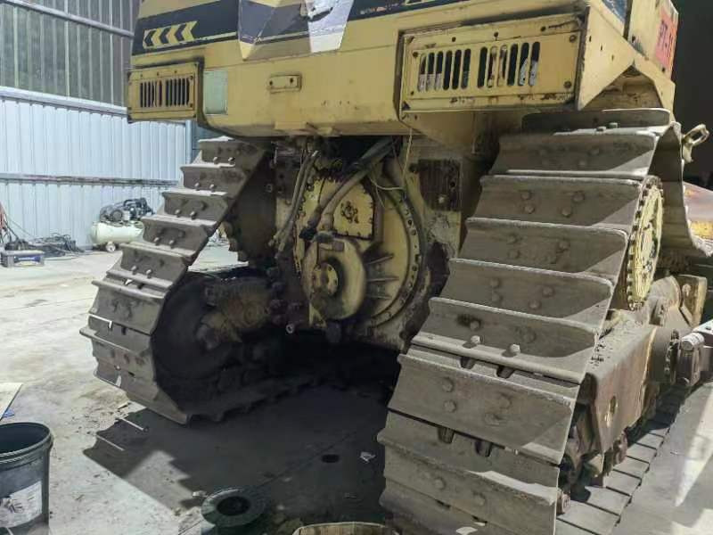 Caterpillar D8R - Bulldozer: das Bild 3 Caterpillar D8R - Bulldozer: das Bild 3