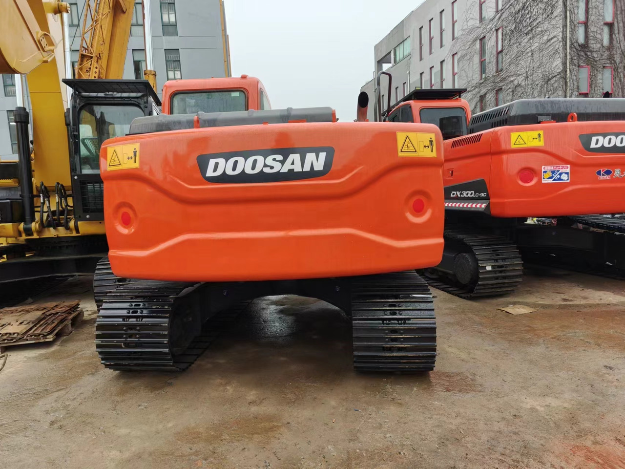 DOOSAN DX140 - Bagger: das Bild 3 DOOSAN DX140 - Bagger: das Bild 3