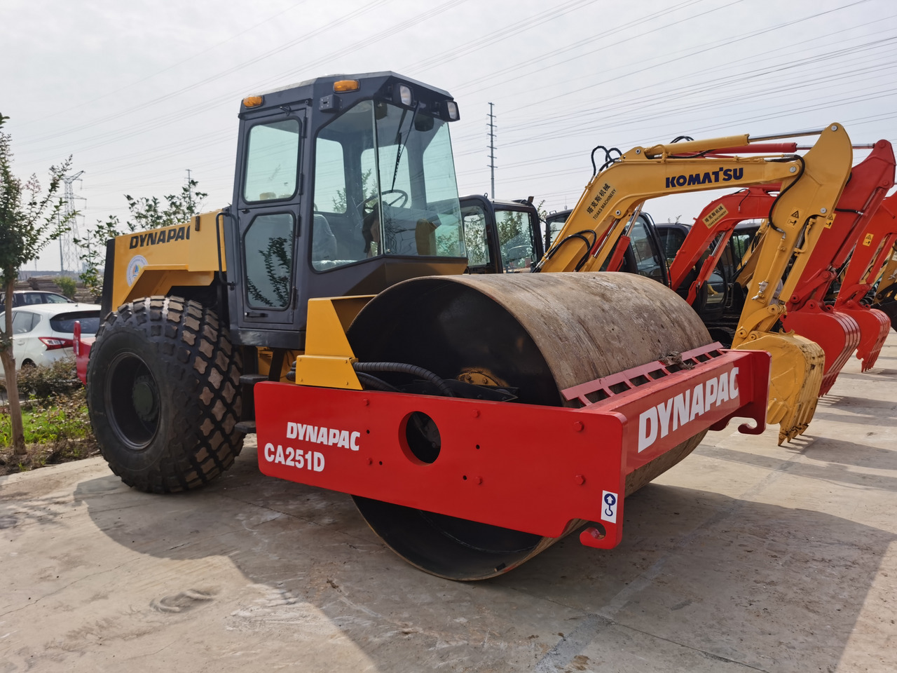 DYNAPAC CA251D - Straßenwalze: das Bild 4 DYNAPAC CA251D - Straßenwalze: das Bild 4
