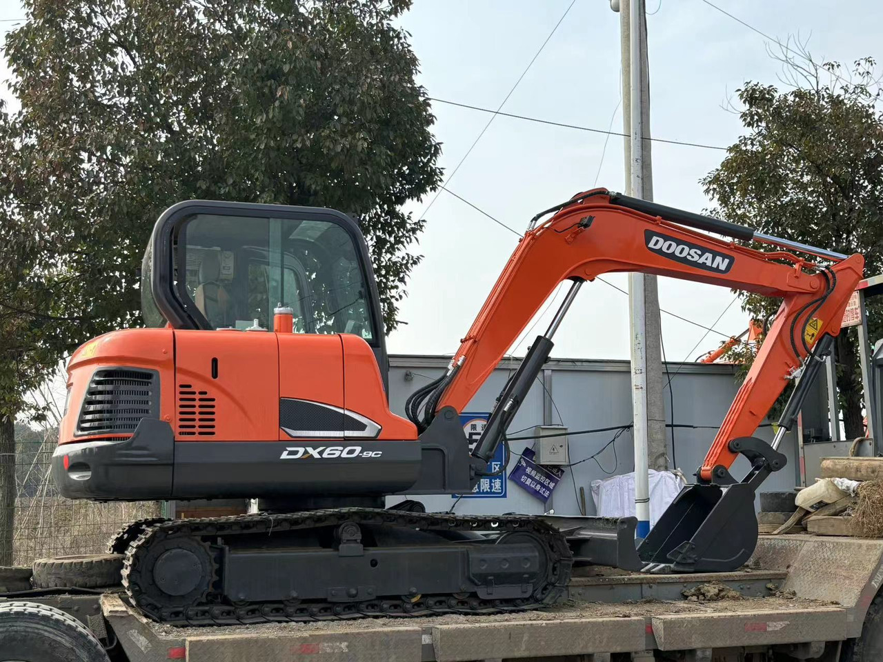 Doosan DX60-9C - Kettenbagger: das Bild 5 Doosan DX60-9C - Kettenbagger: das Bild 5