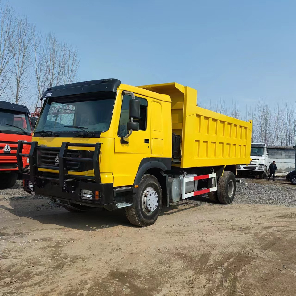 SINOTRUK HOWO 4*2 - Kipper: das Bild 1 SINOTRUK HOWO 4*2 - Kipper: das Bild 1