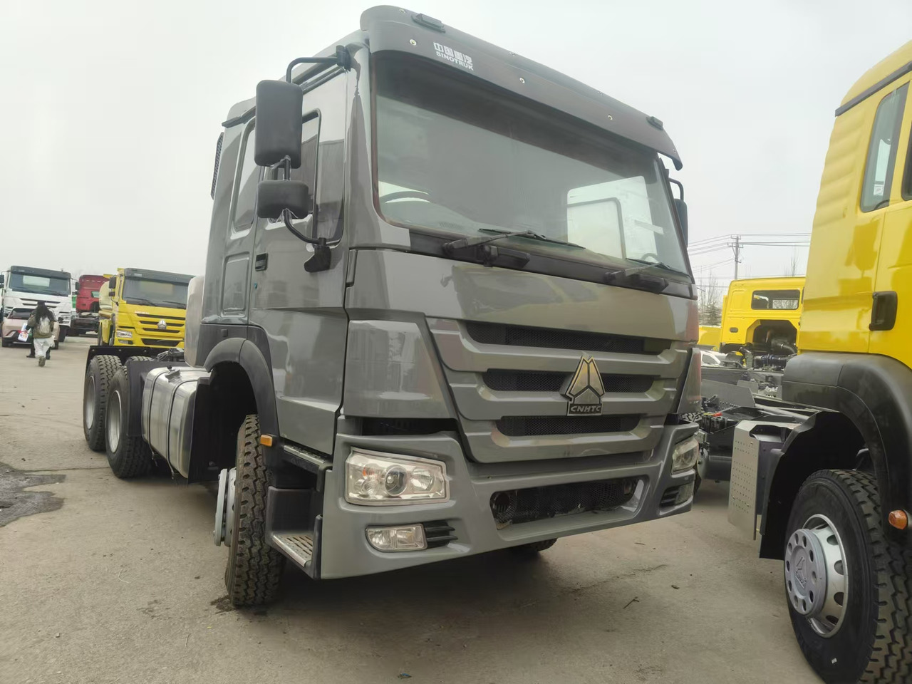Sinotruk HOWO 371 6*4 Tractor - Sattelzugmaschine: das Bild 2 Sinotruk HOWO 371 6*4 Tractor - Sattelzugmaschine: das Bild 2