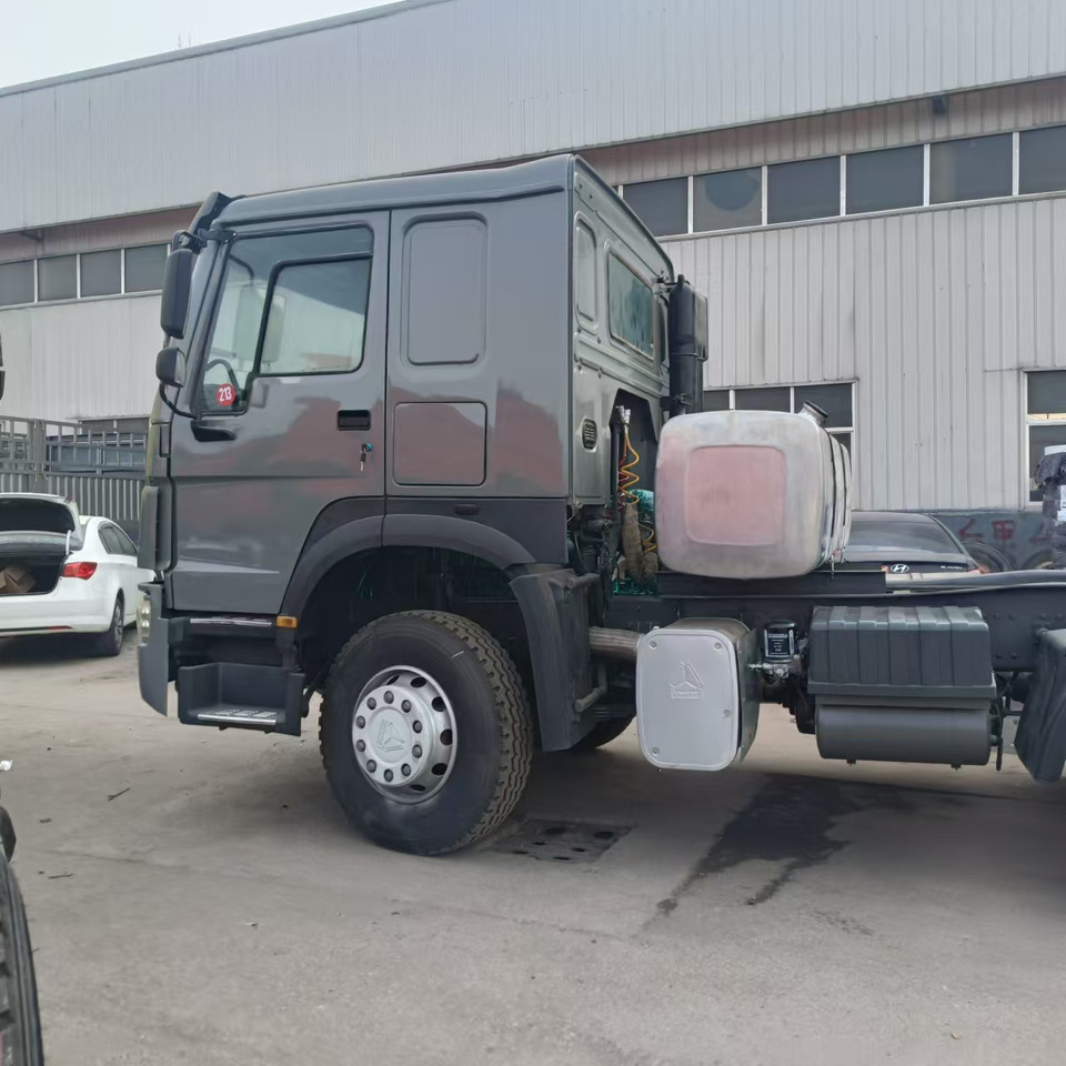 Sinotruk HOWO 371 6*4 Tractor - Sattelzugmaschine: das Bild 5 Sinotruk HOWO 371 6*4 Tractor - Sattelzugmaschine: das Bild 5