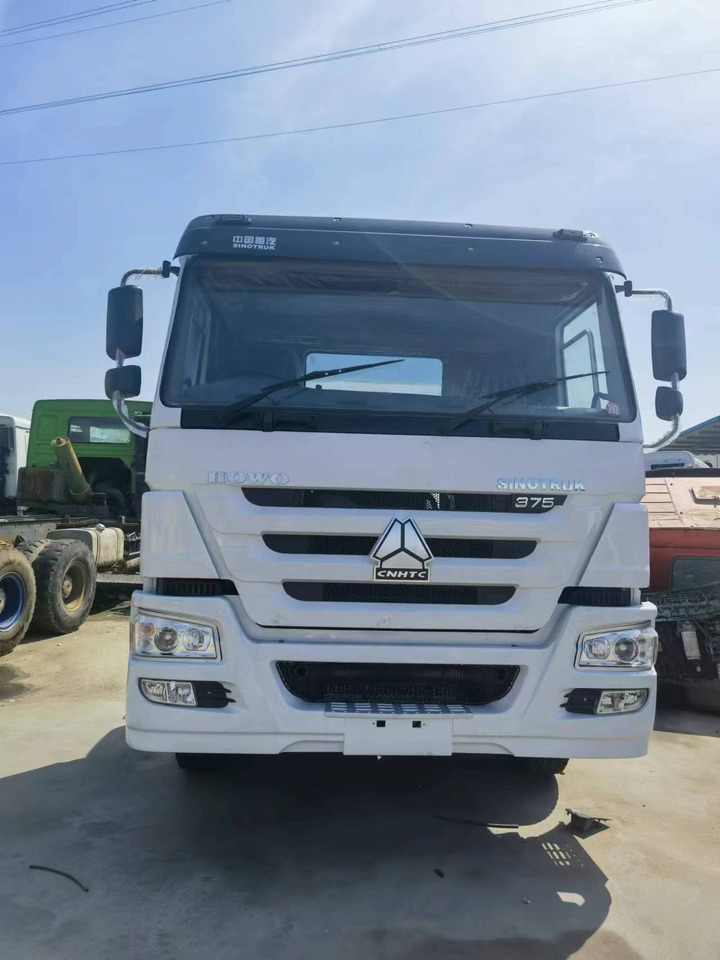 Sinotruk HOWO 375 tractor - Mini-Kipper: das Bild 5 Sinotruk HOWO 375 tractor - Mini-Kipper: das Bild 5