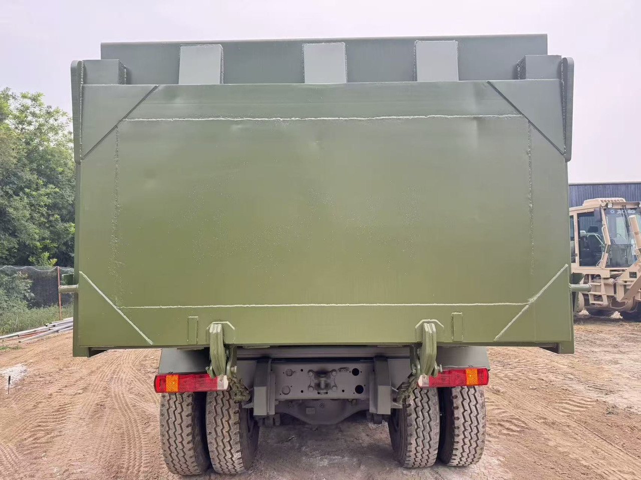 Sinotruk HOWO 380 - Kipper: das Bild 5 Sinotruk HOWO 380 - Kipper: das Bild 5