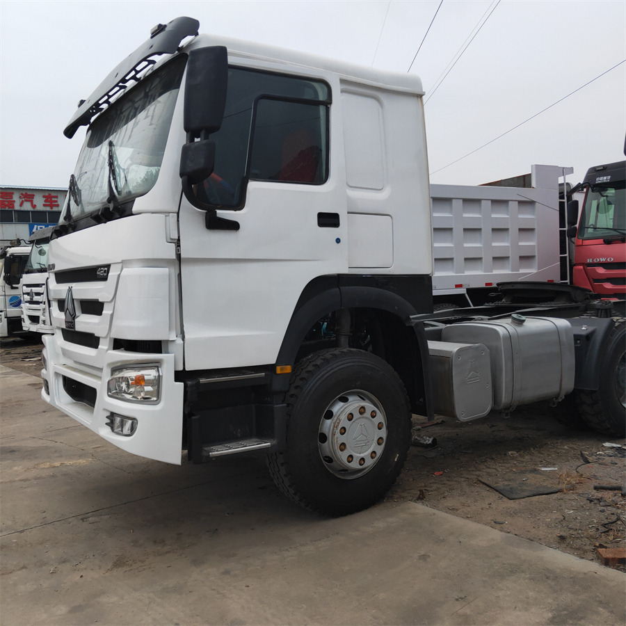 Sinotruk HOWO 420 tractor - Mini-Kipper: das Bild 5 Sinotruk HOWO 420 tractor - Mini-Kipper: das Bild 5