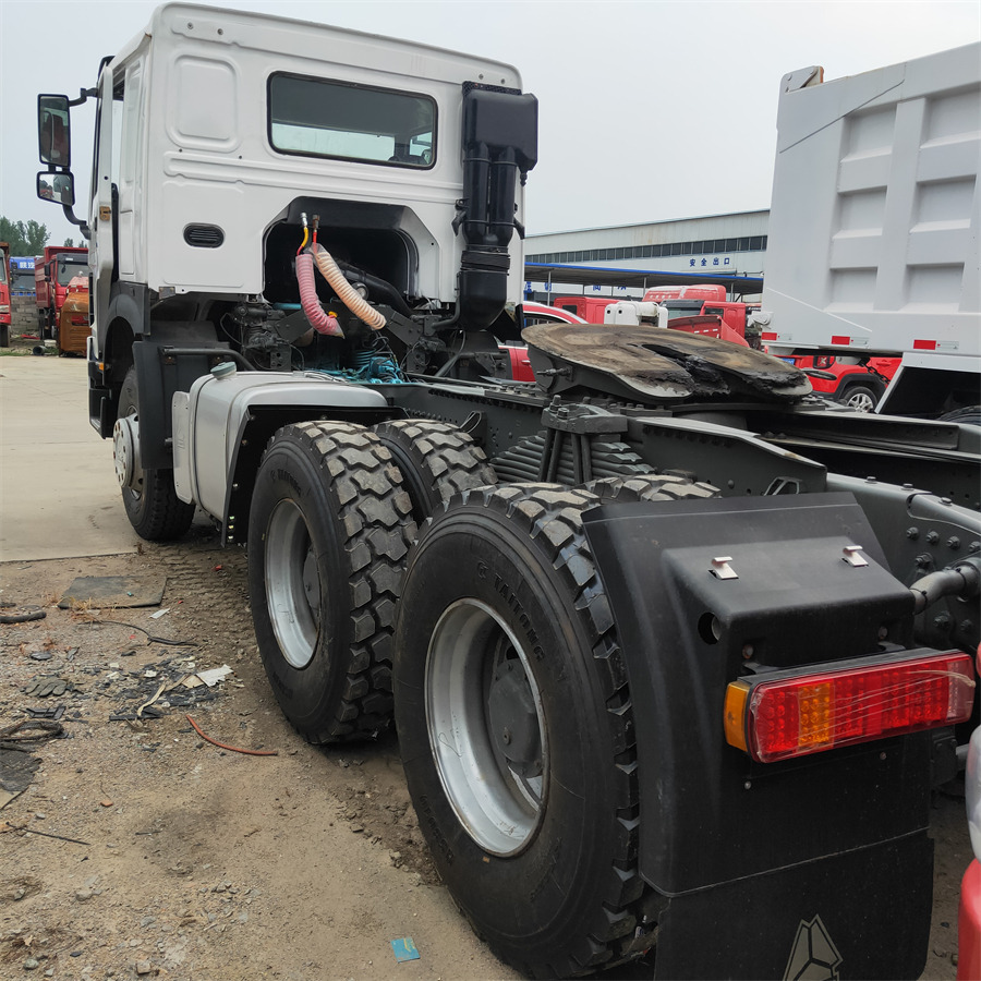 Sinotruk HOWO 420 tractor - Mini-Kipper: das Bild 3 Sinotruk HOWO 420 tractor - Mini-Kipper: das Bild 3