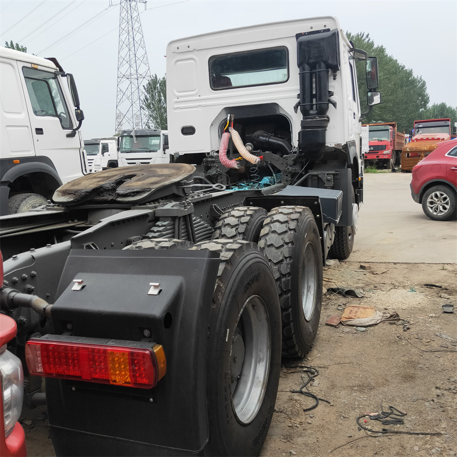Sinotruk HOWO 420 tractor - Mini-Kipper: das Bild 2 Sinotruk HOWO 420 tractor - Mini-Kipper: das Bild 2