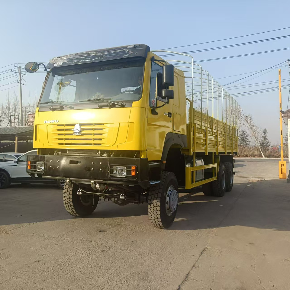 Sinotruk HOWO 6*4 Troop Carrier - Pritsche LKW: das Bild 1 Sinotruk HOWO 6*4 Troop Carrier - Pritsche LKW: das Bild 1