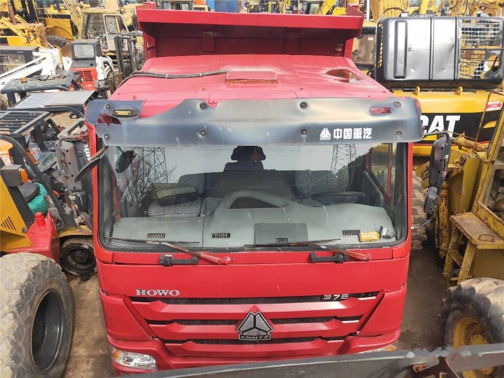 Sinotruk HOWO 8*4 Dump truck - Kipper: das Bild 1 Sinotruk HOWO 8*4 Dump truck - Kipper: das Bild 1
