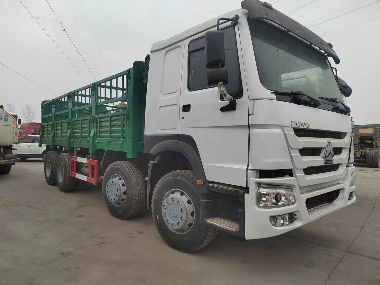 Sinotruk HOWO 8*4 Fence Truck - Pritsche LKW: das Bild 3 Sinotruk HOWO 8*4 Fence Truck - Pritsche LKW: das Bild 3