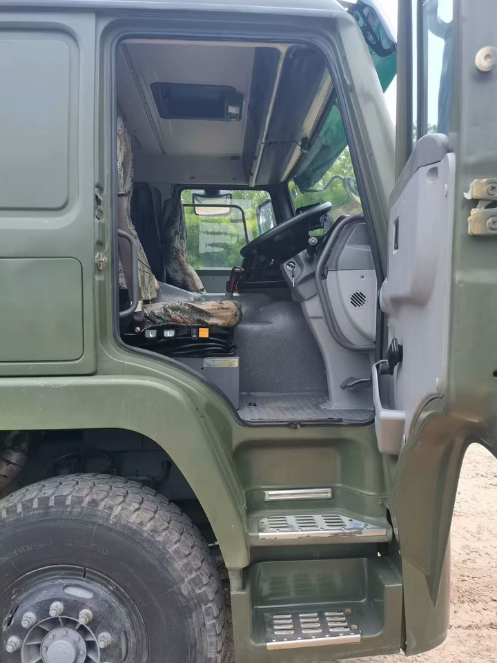 Tankwagen Sinotruk HOWO: das Bild 7