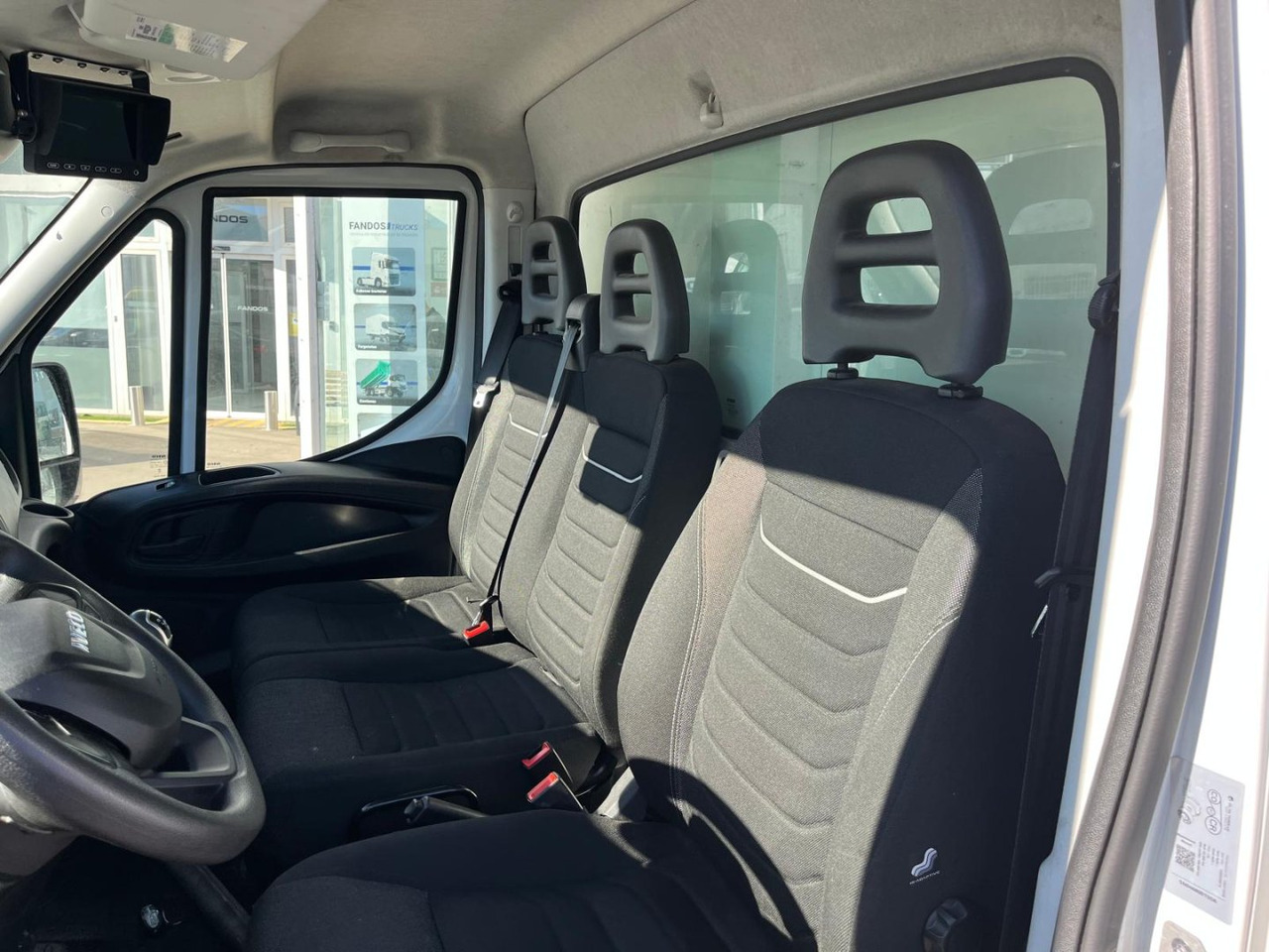 Frigorífico IVECO 35C16 3.0 FRIGORIFICA - Kühltransporter: das Bild 5 Frigorífico IVECO 35C16 3.0 FRIGORIFICA - Kühltransporter: das Bild 5