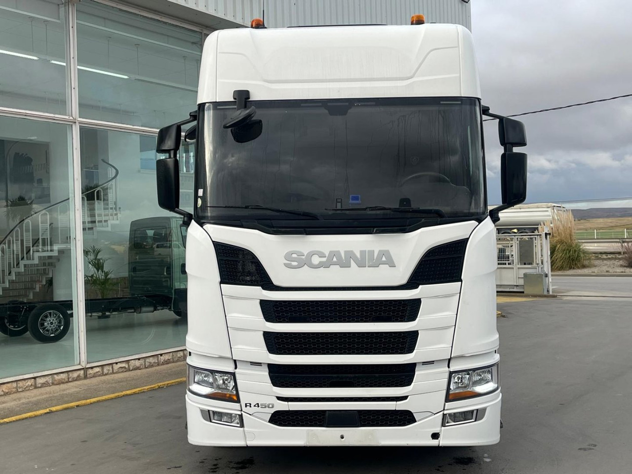 Cabeza Tractora Scania R450 AUTOMATICO-INTARDER - Sattelzugmaschine: das Bild 2 Cabeza Tractora Scania R450 AUTOMATICO-INTARDER - Sattelzugmaschine: das Bild 2