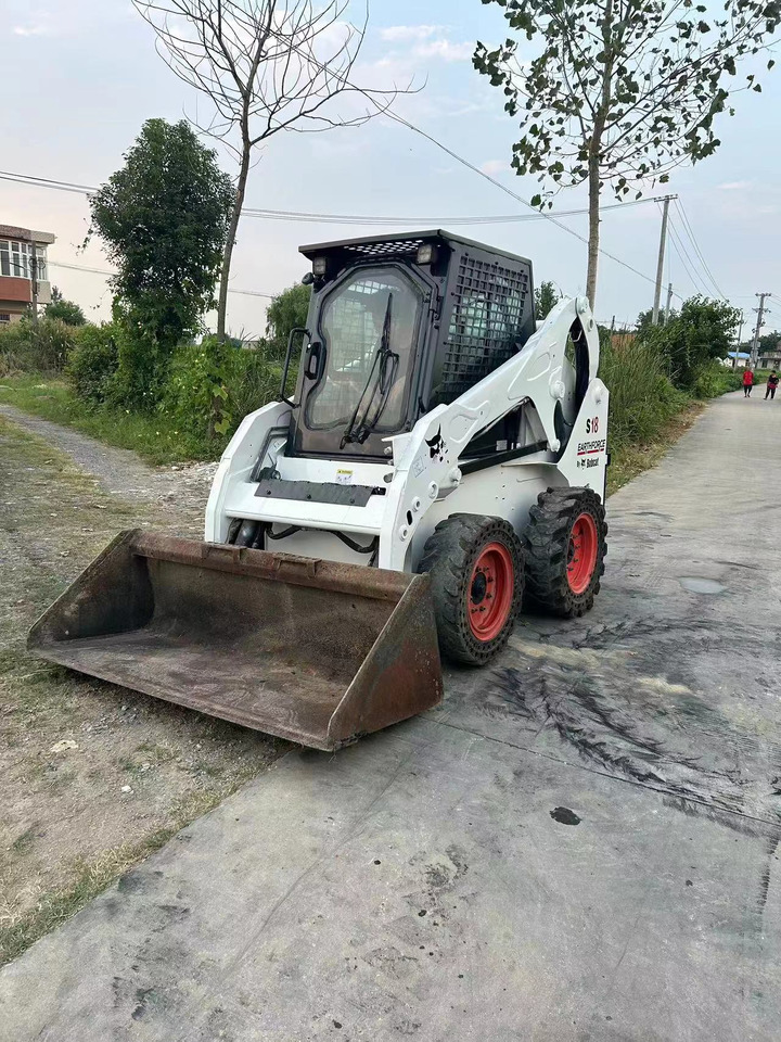 BOBCAT S18 - Kompaktlader: das Bild 2 BOBCAT S18 - Kompaktlader: das Bild 2