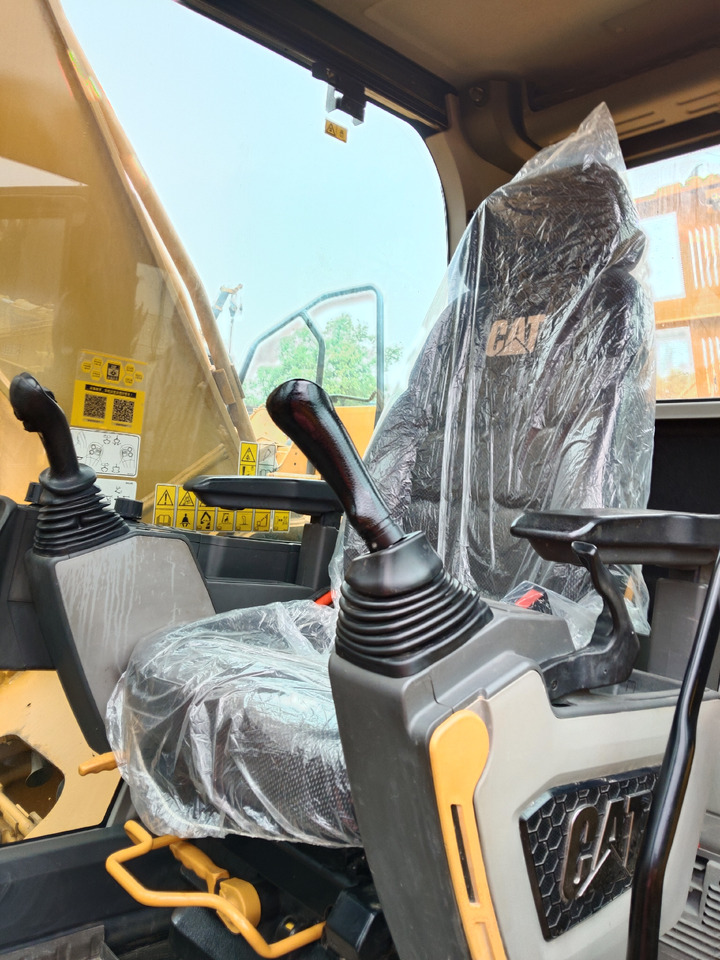 CAT 330GC - Kettenbagger: das Bild 2 CAT 330GC - Kettenbagger: das Bild 2