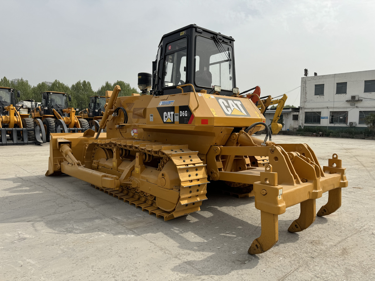 CAT D6G D7G D6R D6GCD8T - Bulldozer: das Bild 1 CAT D6G D7G D6R D6GCD8T - Bulldozer: das Bild 1