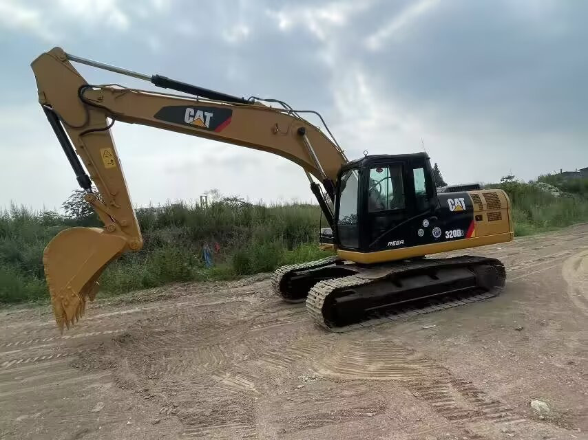 CATERPILLAR 320D2 CAT 320D2L - Kettenbagger: das Bild 4 CATERPILLAR 320D2 CAT 320D2L - Kettenbagger: das Bild 4