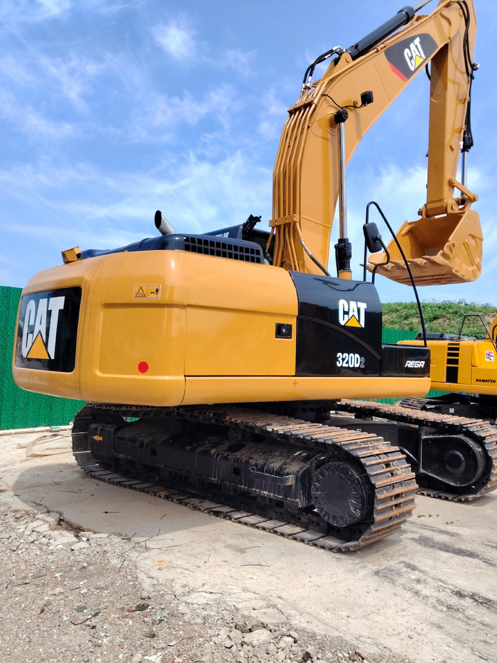 CATERPILLAR 320D2 L CAT 320D WITH C7.1 ENGINE - Kettenbagger: das Bild 2 CATERPILLAR 320D2 L CAT 320D WITH C7.1 ENGINE - Kettenbagger: das Bild 2